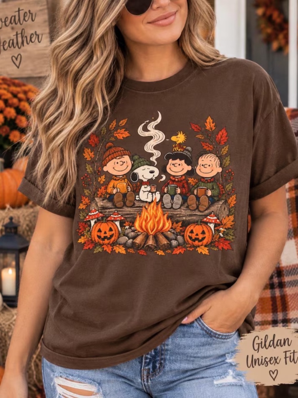 Gildan Brown Dog Campfire Fall Graphic Tee, Vintage Halloween Cartoon T-shirt